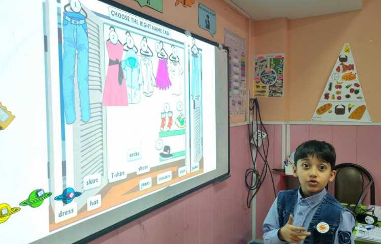 تمرین و انجام فعالیت های صفحه 20 کتاب با موضوع لباس ها 11