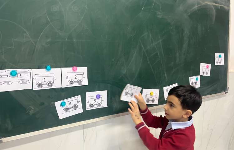 تمرین و تشخیص اعداد یک تا ده-زنگ Math