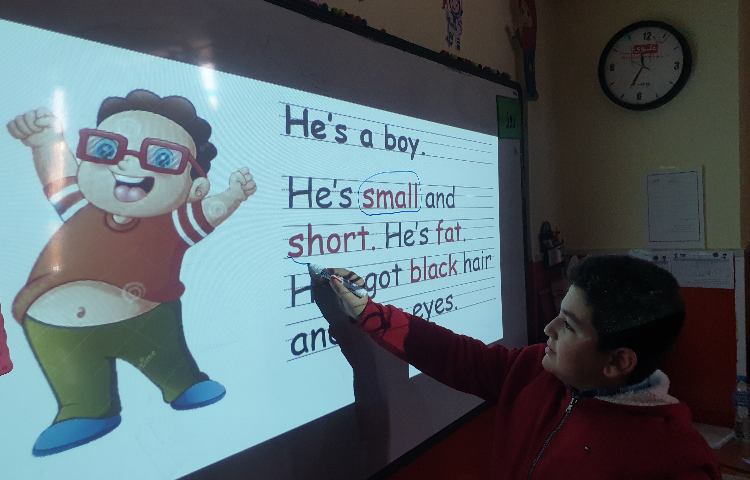 :تمرین writing و تشخیص صفات در نوشتن جمله سازی 2