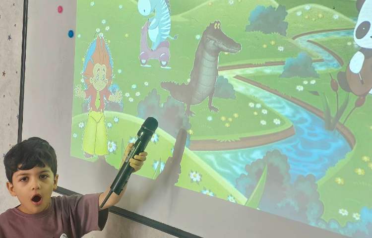 تمرین و تکرار سوال و جواب How are you? I'm good . Thank you با استفاده از عروسک گردانی و بازی 1