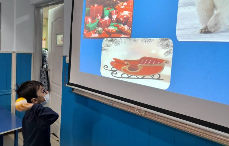 :تمرین و دوره درس با بازی و فعالیت کلاسی 3