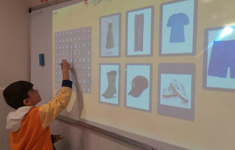 تمرین Spelling و دیکته ی لغات با بازی آنلاین 2