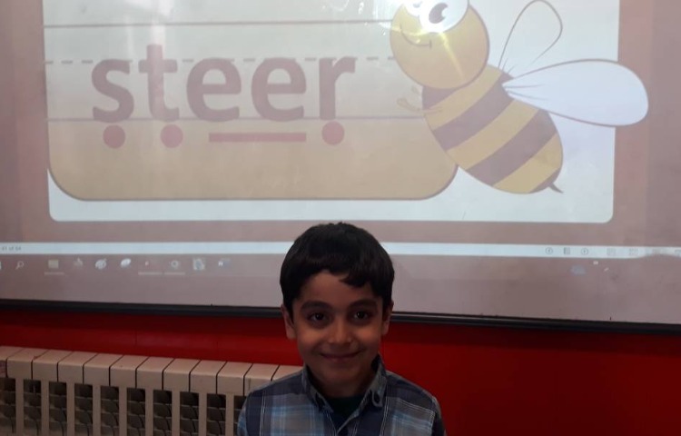 :تمرین و یادآوری حروف y و ee ،پرسش کلاسی از دانش آموزان 1