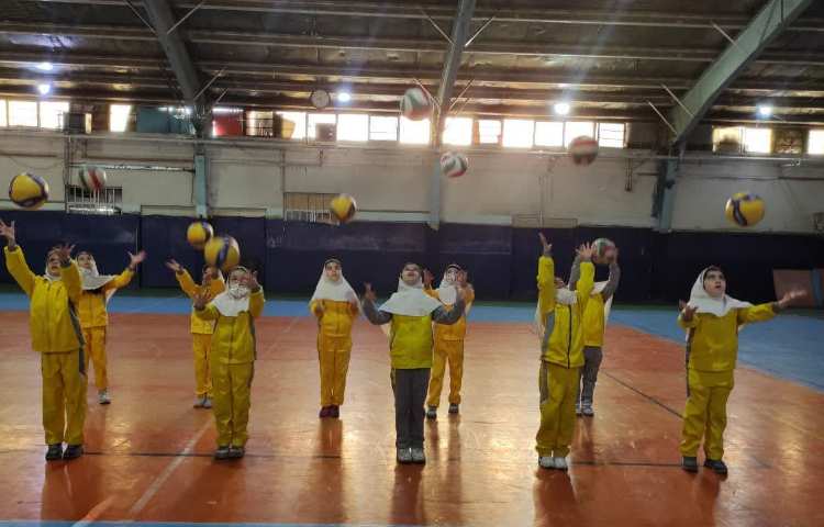 تمرین پرتاب توپ 3