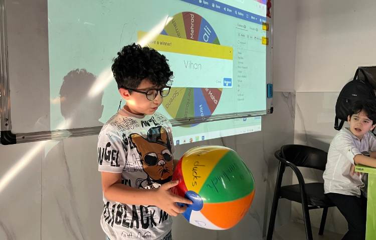 تمرین پرسش و پاسخ با ساختار verb + ing 3