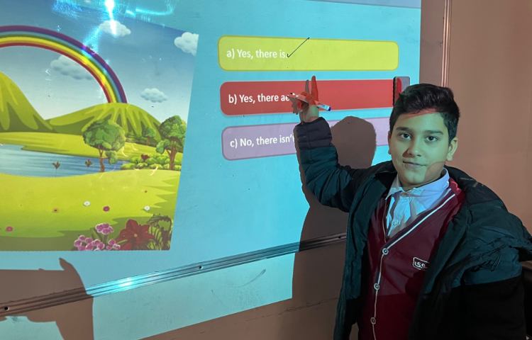 تمرین پرسش و پاسخ با any/some 1