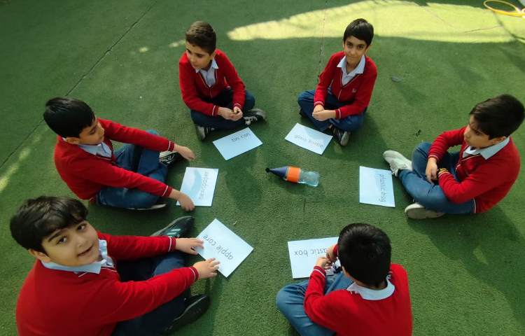 تمرین چگونگی بازیافت مواد مختلف در کلاس Science