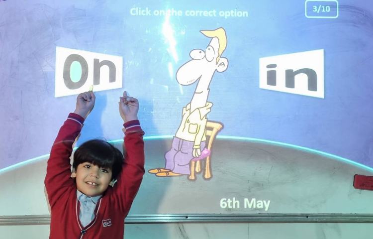 تمرین کاربرد in/on 1