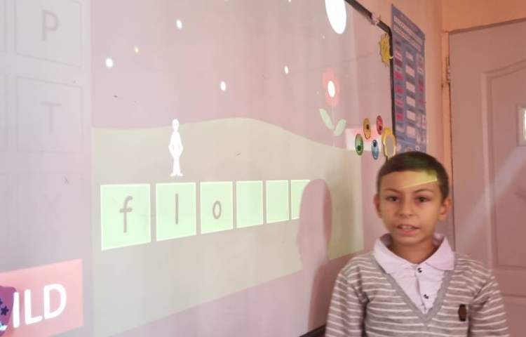 تمرین کلمات جدید بخش 8 کتاب odi 2 با استفاده از بازی های مختلف 10