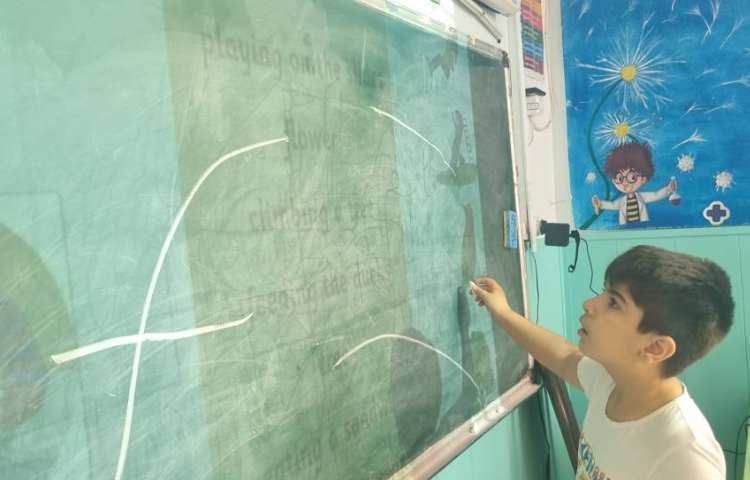 تمرین کلمات جدید بخش 8 کتاب odi 2 با استفاده از بازی های مختلف