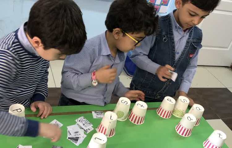 تمرین کلمات جدید و دسته بندی بر اساس حروف ابتدایی 8