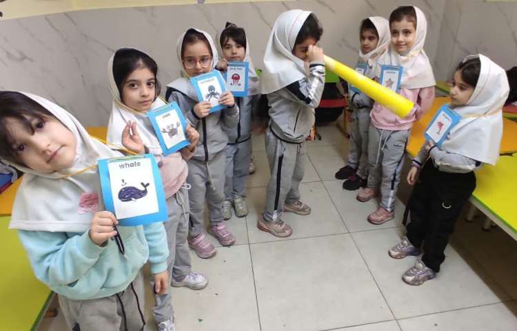 تمرین کلمات درس جدید از طریق بازی و آهنگ 2