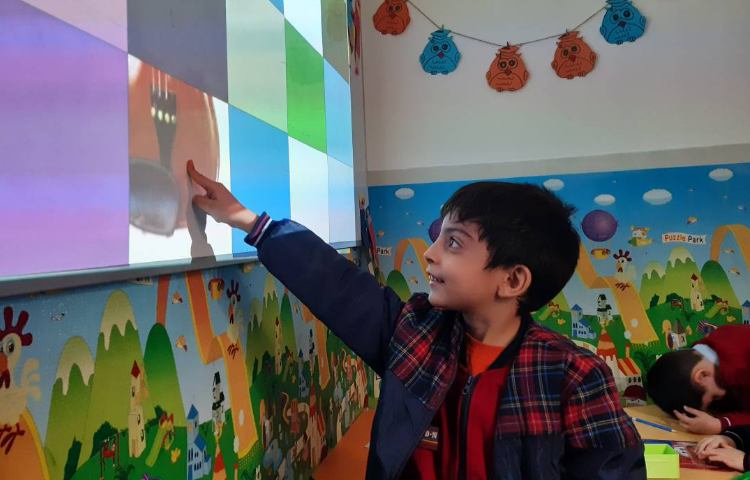 تمرین کلمات درس 19 کتاب Picture Dictionary و همخوانی سوره‌ی ناس به زبان انگلیسی 3