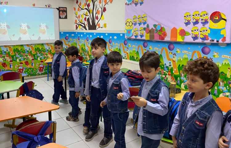 تمرین کلمات مربوط به animals با موسیقی و فلش کارت 1