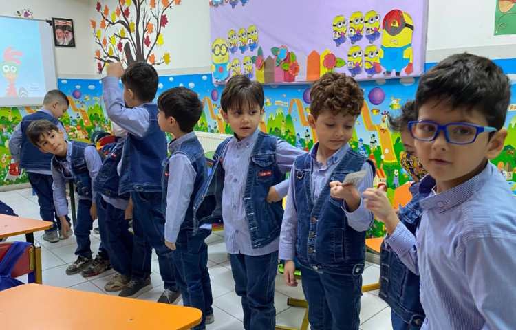 تمرین کلمات مربوط به animals با موسیقی و فلش کارت 2