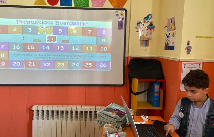 تمرین کلمات مربوط به حروف qu با استفاده ازبازی آنلاین 1