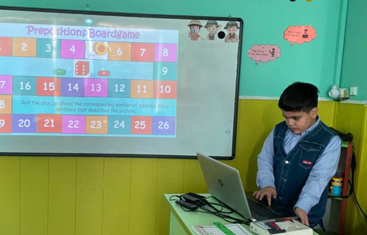 تمرین کلمات مربوط به حروف qu با استفاده ازبازی آنلاین 2