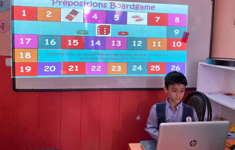 تمرین کلمات مربوط به حروف qu با استفاده از بازی آنلاین 3