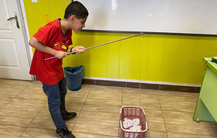 : تمرین کلمات مربوط به حروف X,y,ch,sh,th با استفاده از بازی ماهیگیری 4