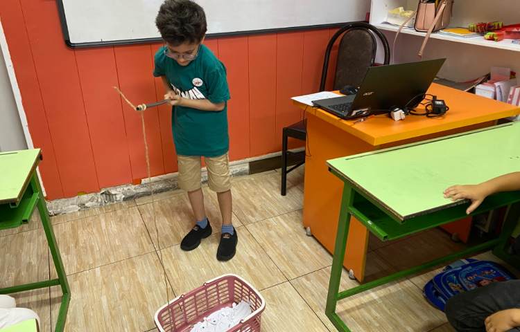 : تمرین کلمات مربوط به حروف X,y,ch,sh,th با استفاده از بازی ماهیگیری