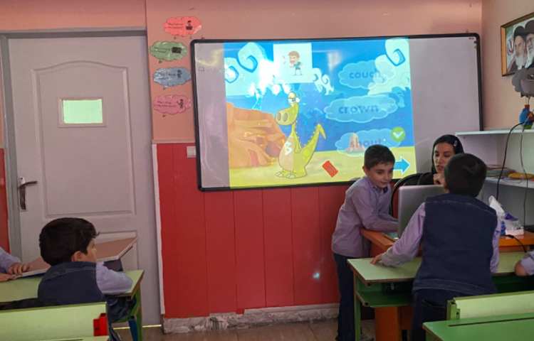 تمرین کلمات مربوط به درس ow با استفاده از بازی آنلاین 2