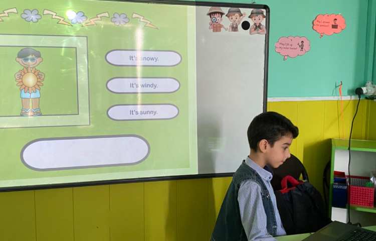 تمرین کلمات مربوط به درس science با استفاده از بازی آنلاین