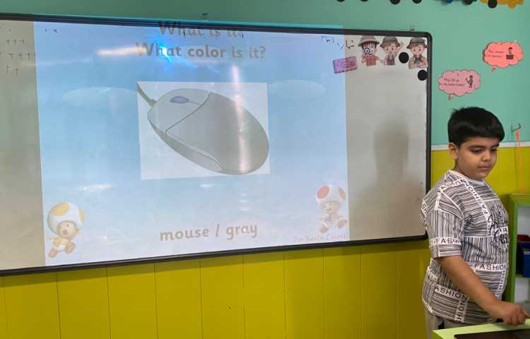 تمرین کلمات مربوط به درسow با استفاده از بازی 3