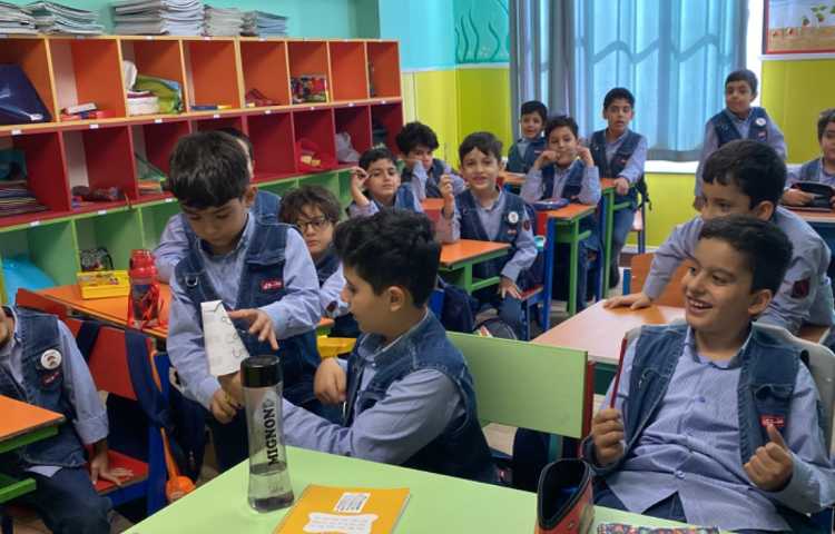 تمرین کلمات مربوط به درس oy با استفاده از بازی 3