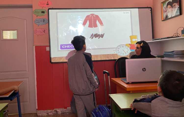 تمرین کلمات مربوط به درسow با استفاده از بازی 6