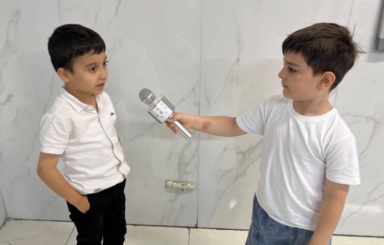 تمرین Greetings 2