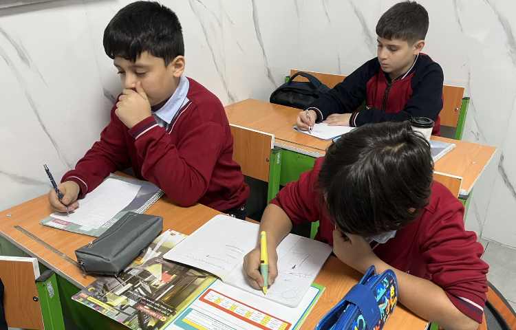 تمرین light source and reflect light 2