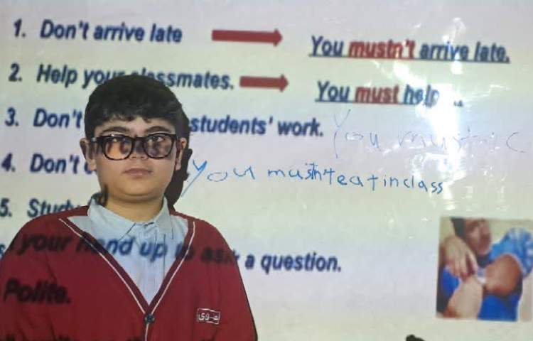 تمرین Grammar must/ mustn't