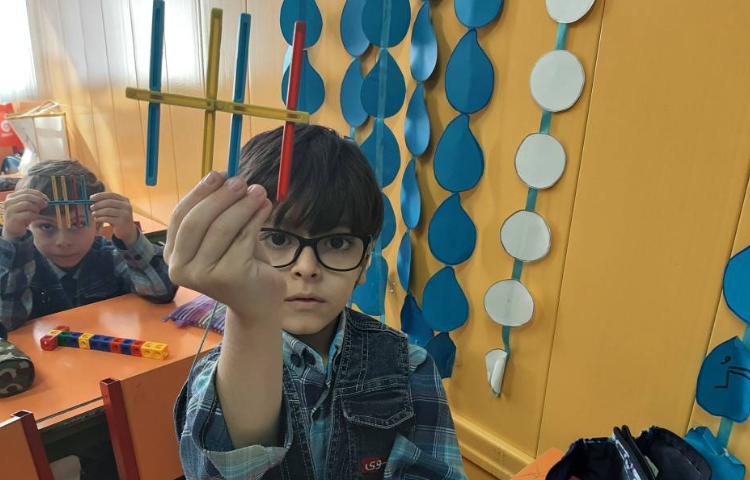 :تم 5 ریاضی و چوب خط 5 تایی، کلاس توت فرنگی 3