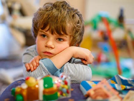 تنهایی کودکان چه مشکلاتی را در پی دارد؟