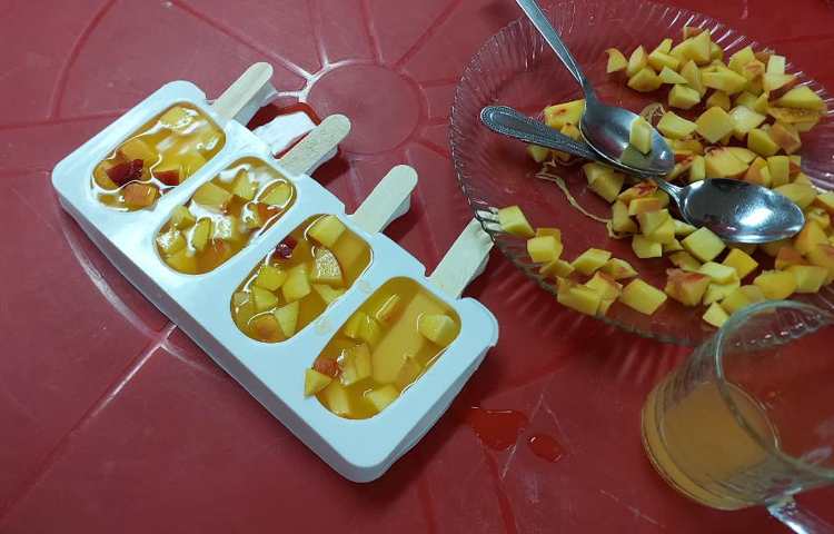 تهیه بستنی آلاسکایی