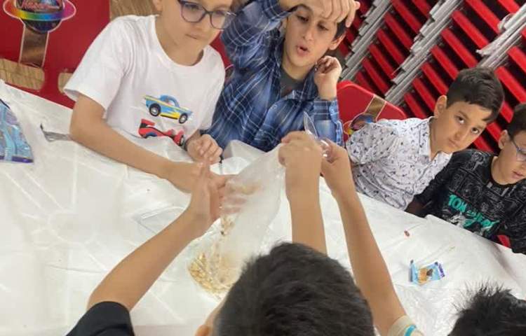 تهیه بیسکویت شکلاتی 2