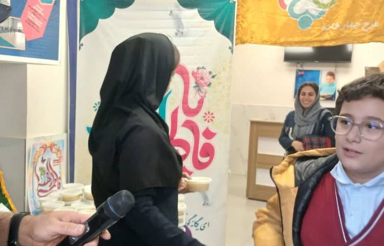 تهیه وپخت شله زرد بمناسبت ولادت حضرت فاطمه الزهرا(س) 2