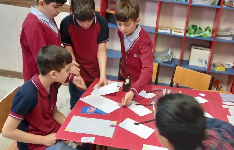 تهیه پوستر هفته علوم 5