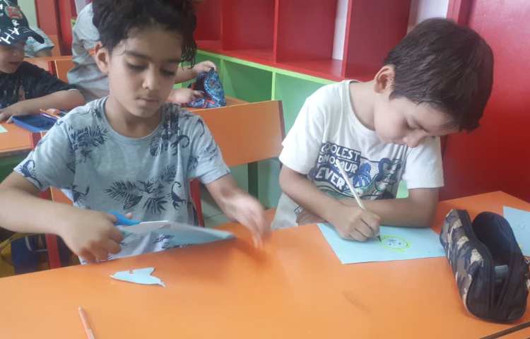 تهیه پوستر گروهی احساسات مثبت و منفی 1