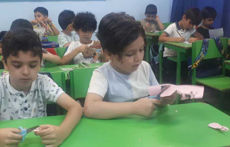 تهیه پوستر گروهی احساسات مثبت و منفی