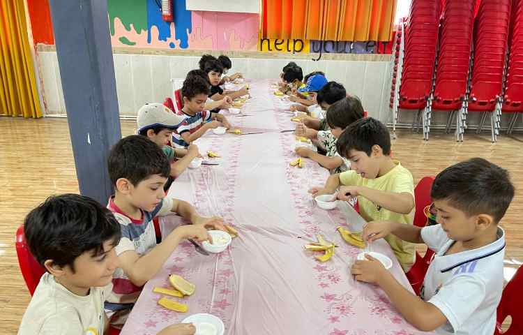 تهیه ی بستنی موزی