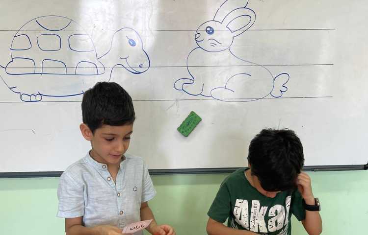 توالی اعداد بازی هدفمند با تاس اعداد 3