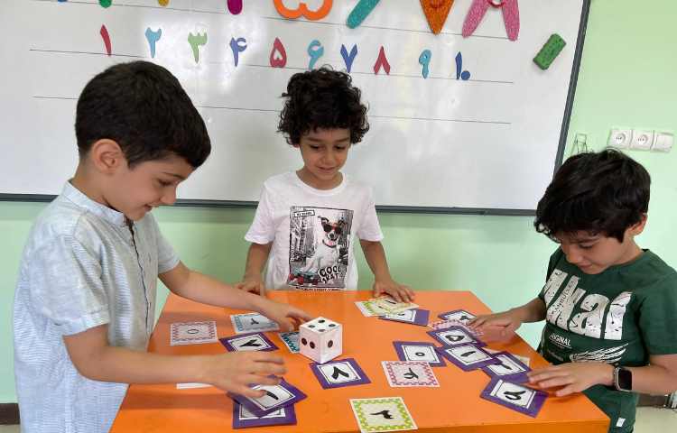 توالی اعداد بازی هدفمند با تاس اعداد 6