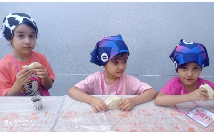 توزیع صبحانه دانش آموزان 4
