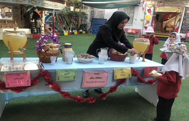 توزیع صبحانه سالم 9