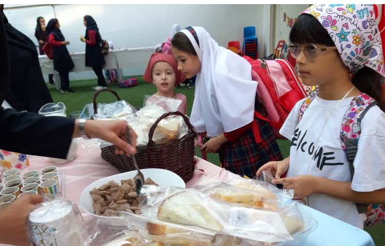 توزیع صبحانه 1