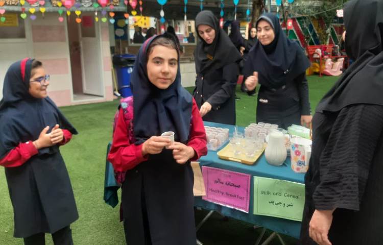 توزیع صبحانه 7