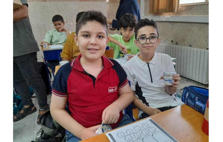 توزیع میانوعده بستنی در پایگاه تابستانی تمام پایه ها 14