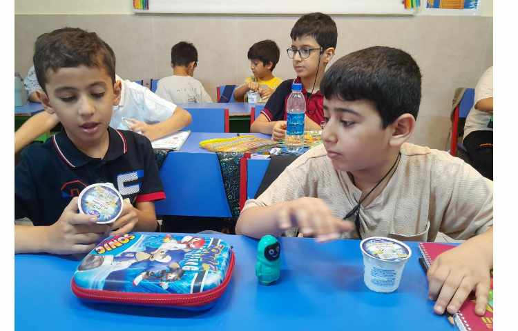 توزیع میانوعده بستنی در پایگاه تابستانی تمام پایه ها 20