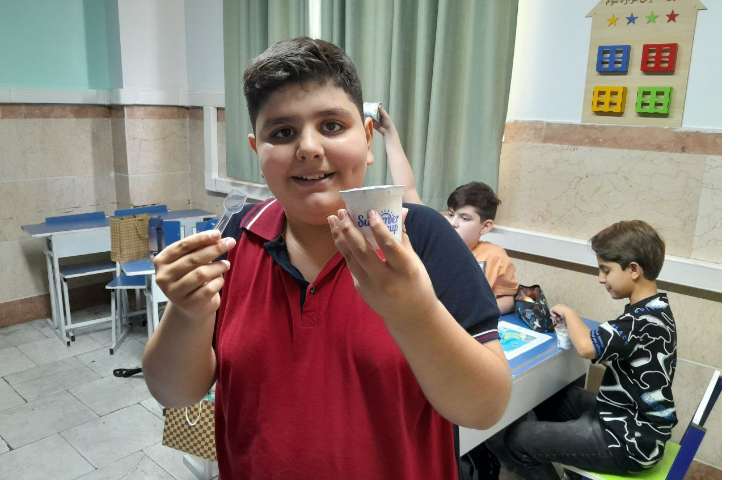 توزیع میانوعده بستنی در پایگاه تابستانی تمام پایه ها 22